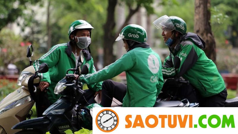 Nên chạy Grab hay Gojek? Lựa chọn công việc tài xế nào tốt nhất? Hình thức đăng ký chạy xe ôm công nghệ