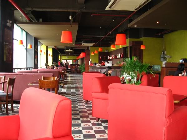 nhuong-quyen-cafe-highland-3