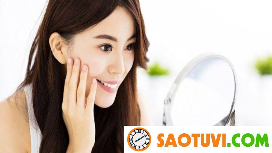 5 điều cần biết nếu bạn muốn làm nhân viên bán mỹ phẩm! Nhân viên bán mỹ phẩm phải có những hiểu biết cơ bản về làn da để tư vấn cho khách kỹ hơn.