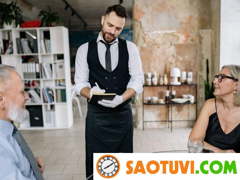 5 Bí kíp phục vụ quán ăn "thôi miên" khách hàng cực chất không thể bỏ lỡ Xin việc làm phục vụ quán ăn như thế nào?