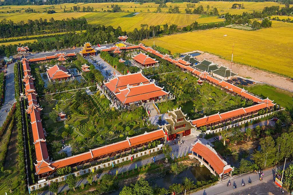 phuong-nam-1-min Cảnh quan khu du lịch Phương Nam Đông Tháp