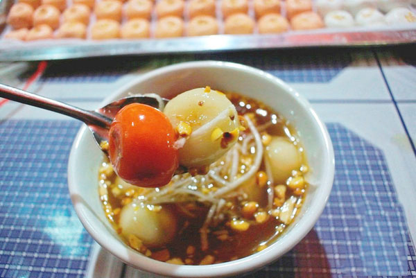 pia-7-min Chè trôi nước đầy màu sắc tại đèo mẻ Pia