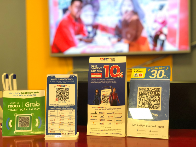 qr-code-tinh-va-qr-code-dong-5 ưu điểm của QR Code