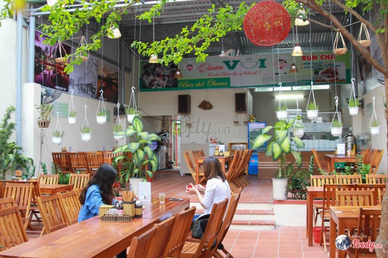 quan-an-chi-phi-thap mô hình quán ăn đông khách