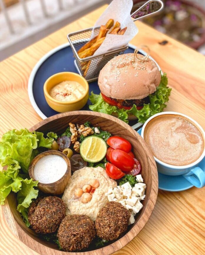 quan-an-healthy-ha-noi Ivegan Wellness Center