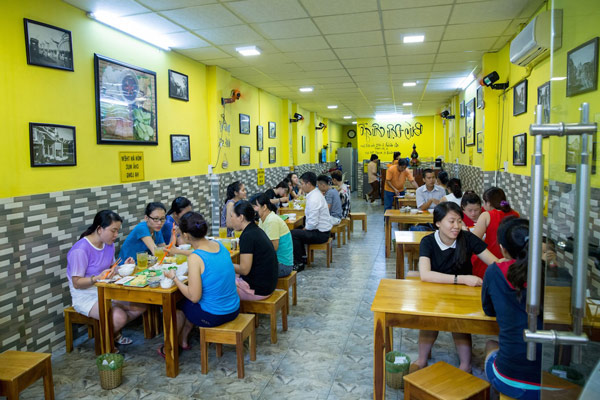 quan-bun-dau-mam-tom-ngon quán ăn vặt bắt mắt