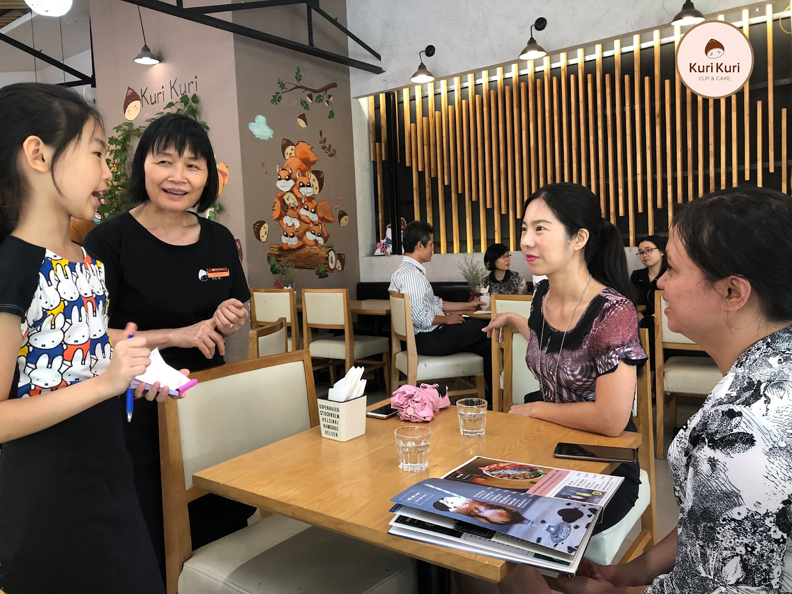 quan-cafe-co-khu-vui-choi-cho-be-6 quán cafe có khu vui chơi cho bé 2
