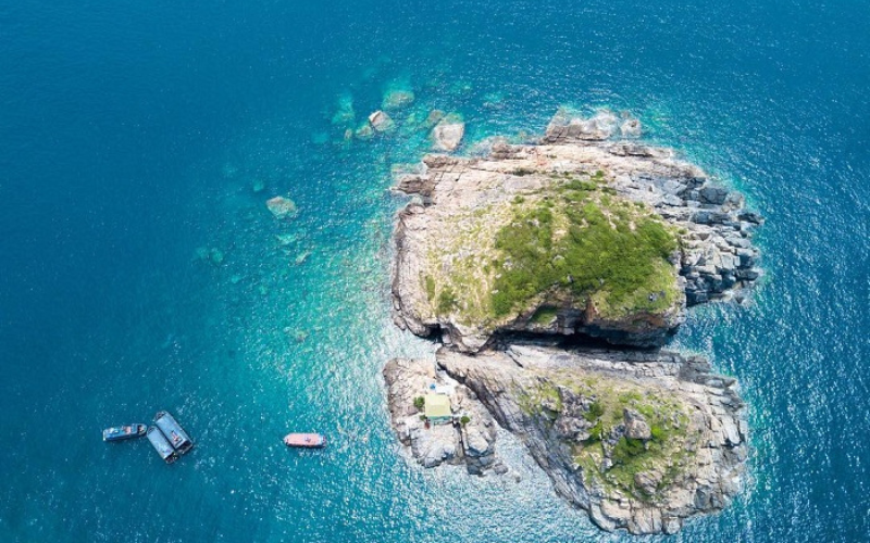 review-nha-trang Lặn biển ở Hòn Mun là một trải nghiệm mà bạn nên thử khi đến Nha Trang