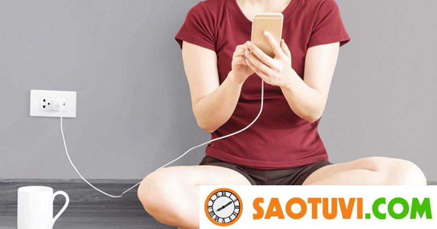 điện thoại mới mua có cần sạc pin 8 tiếng điện thoại mới mua có cần sạc pin 8 tiếng