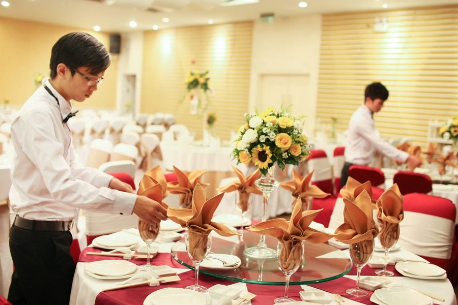 setup-ban-an-a-2 cách set up bàn ăn kiểu á