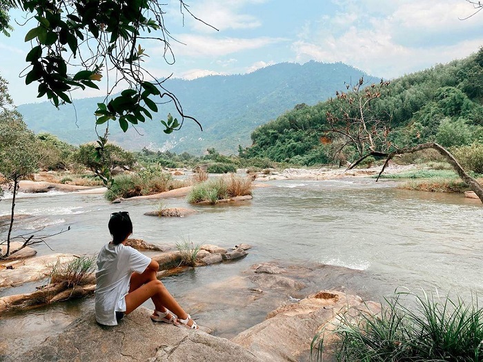 suoi-da-giang-nha-trang-3 tham quan suối đá giăng nha trang mùa đẹp nhất