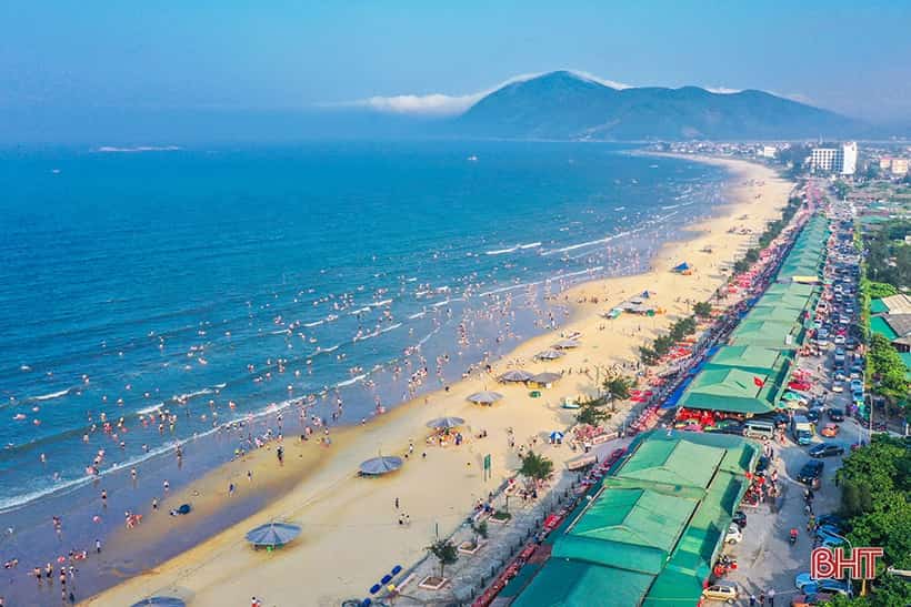 thien-cam-ha-tinh-1-min Bãi biển xinh đẹp mang tên Thiên Cầm