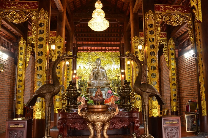 thien-vien-truc-lam-phuong-nam-5 chánh điện tại thiền viện trúc lâm phương nam
