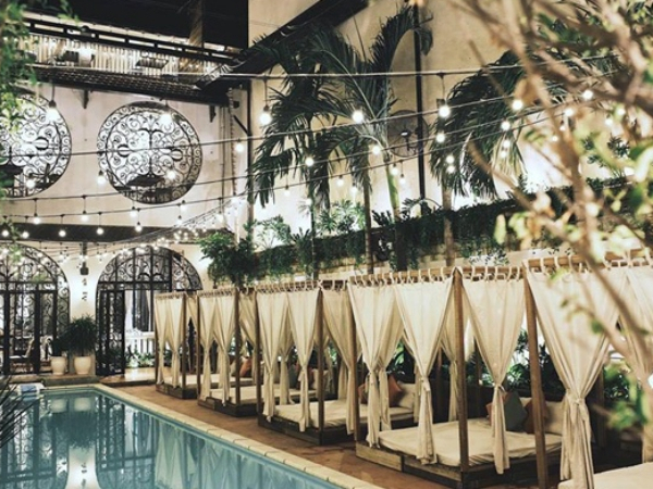 thiet-ke-quan-cafe-san-vuon-don-gian-14 Thiết kế quán cafe sân vườn mang hơi thở Phương Tây