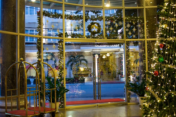 trang-tri-noel-bang-den-led trang trí quán bằng đèn led