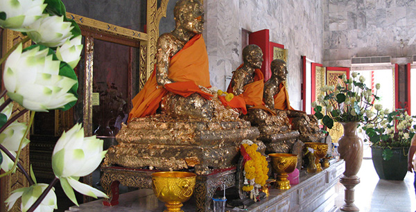 wat-chalong-4 tượng mạ vàng Luang Por Chaem