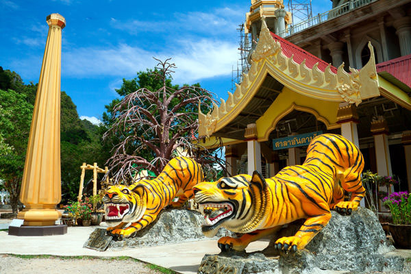 wat-tham-suea-3 khuôn viên chùa wat tham suea