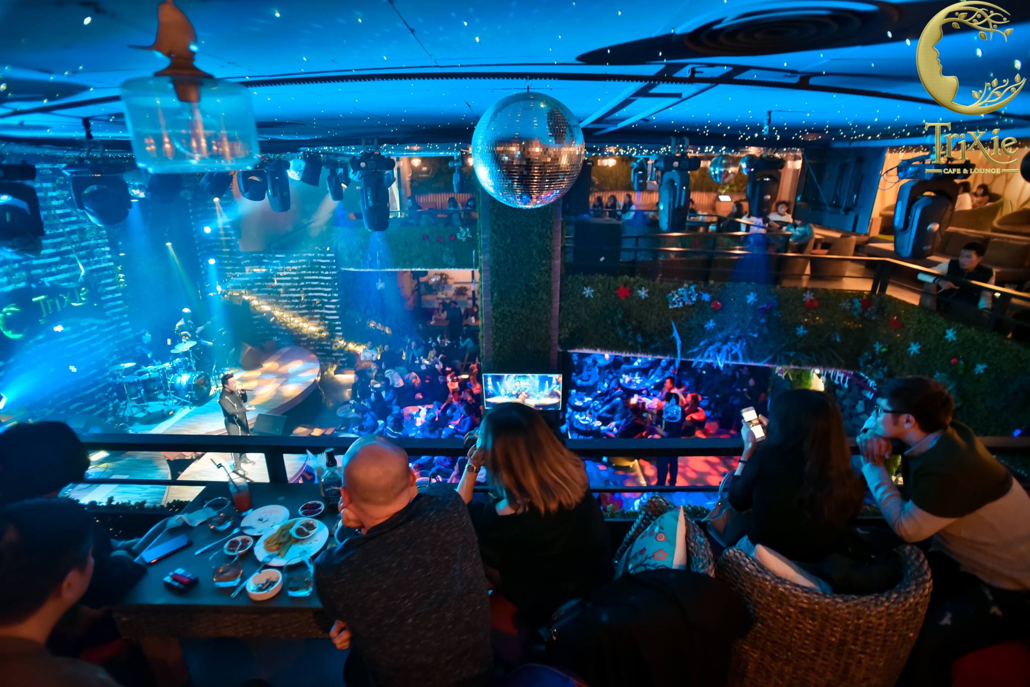 y-tuong-kinh-doanh-quan-cafe-3 mô hình quán cafe 3